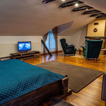 Casa Delia Otel Câmpulung Moldovenesc Dış mekan fotoğraf
